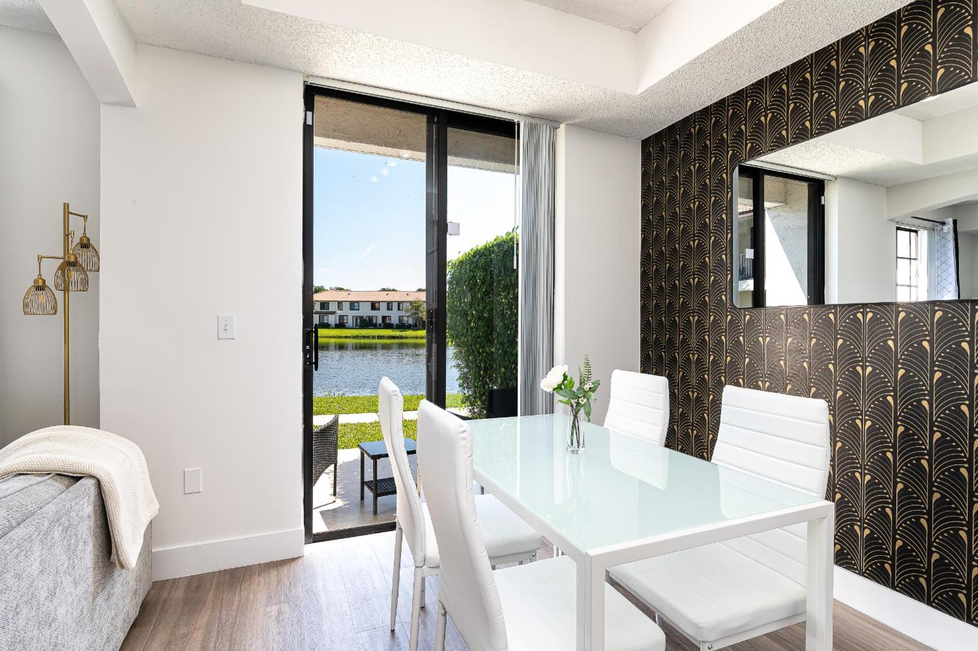 Newly Renovated Townhome With King Bed Delray Beach Eksteriør bilde